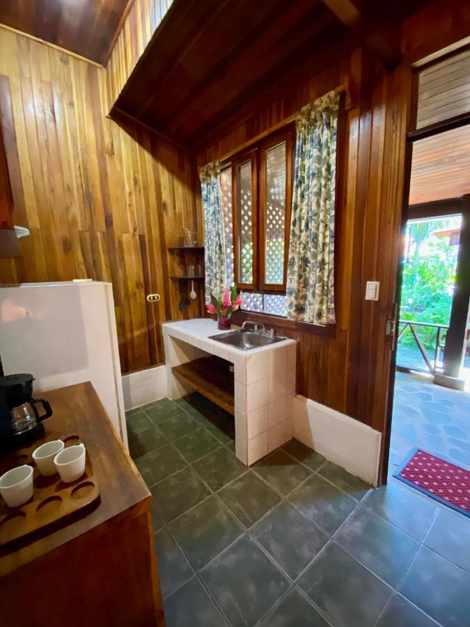 Hotel Rancho Coral à Esterillos Extérieur photo